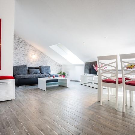 Apartments House Durdica Bol Rom bilde