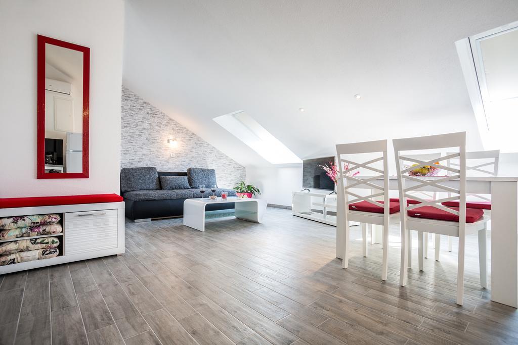 Apartments House Durdica Bol Rom bilde