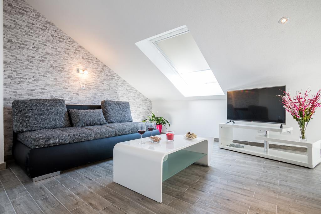 Apartments House Durdica Bol Rom bilde