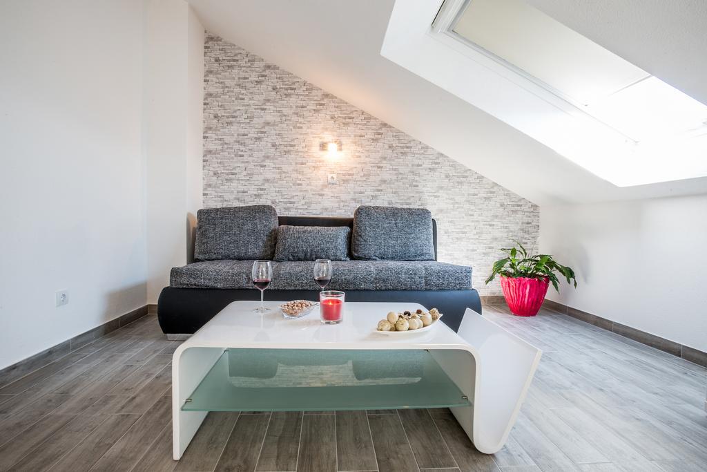 Apartments House Durdica Bol Rom bilde